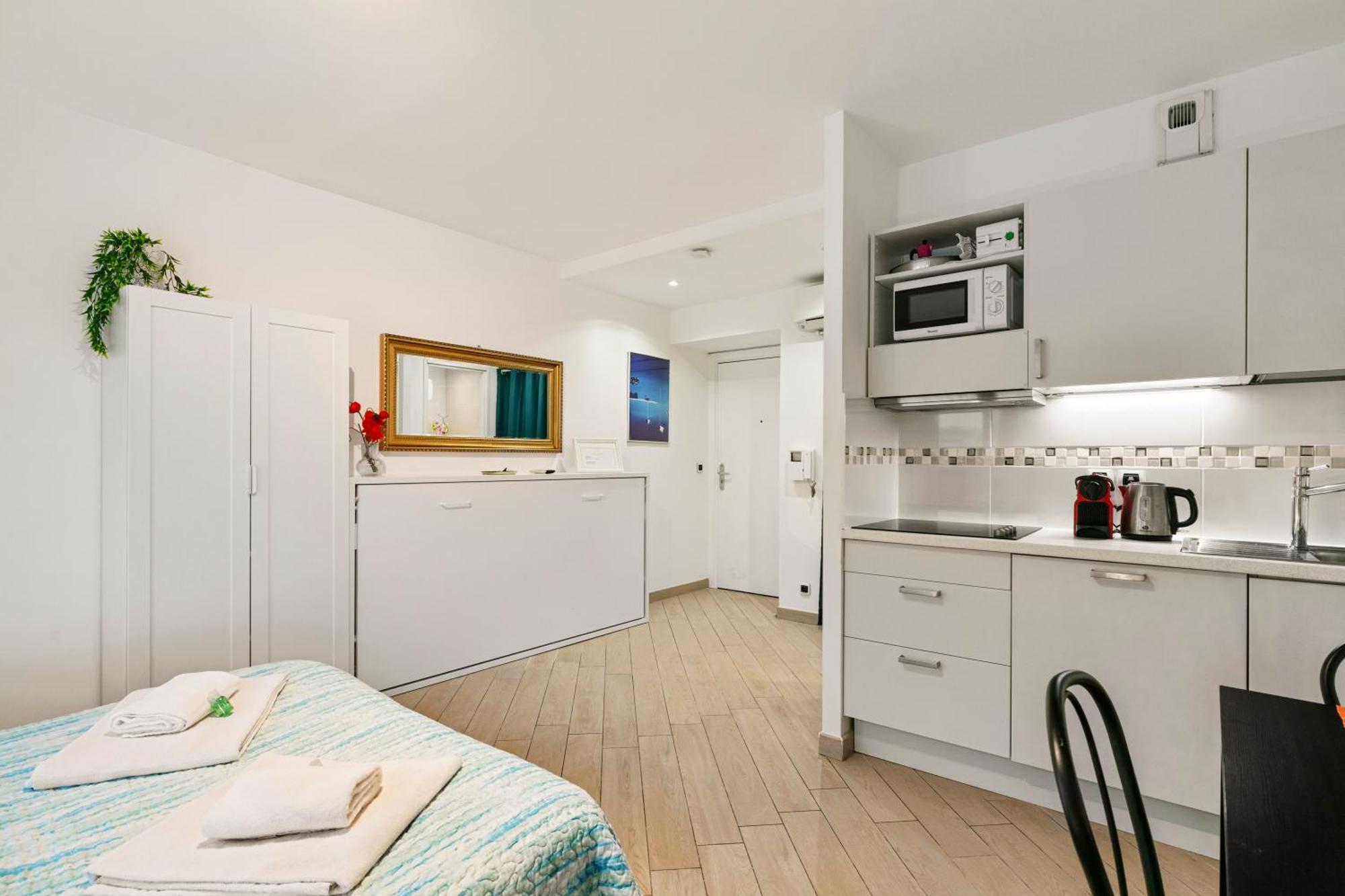 Les Oranges Five Stars Holidayhouse ニース エクステリア 写真